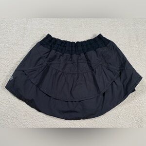 Women’s Lululemon Black Size 8 Skort